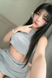 {"ARInfo":{"IsUseAR":false},"Version":"1.0.0","MakeupInfo":{"IsUseMakeup":false},"FaceliftInfo":{"IsChangeEyeLift":false,"IsChangeFacelift":false,"IsChangePostureLift":false,"IsChangeNose":false,"IsChangeFaceChin":false,"IsChangeMouth":false,"IsChangeThinFace":true},"BeautyInfo":{"SwitchMedicatedAcne":false,"IsAIBeauty":false,"IsBrightEyes":false,"IsSharpen":false,"IsOldBeauty":false,"IsReduceBlackEyes":false},"HandlerInfo":{"AppName":2},"FilterInfo":{"IsUseFilter":false}}