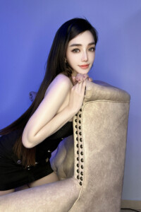 {"ARInfo":{"IsUseAR":false},"Version":"1.0.0","MakeupInfo":{"IsUseMakeup":false},"FaceliftInfo":{"IsChangeEyeLift":false,"IsChangeFacelift":false,"IsChangePostureLift":false,"IsChangeNose":false,"IsChangeFaceChin":false,"IsChangeMouth":false,"IsChangeThinFace":true},"BeautyInfo":{"SwitchMedicatedAcne":false,"IsAIBeauty":false,"IsBrightEyes":false,"IsSharpen":false,"IsOldBeauty":false,"IsReduceBlackEyes":false},"HandlerInfo":{"AppName":2},"FilterInfo":{"IsUseFilter":false}}